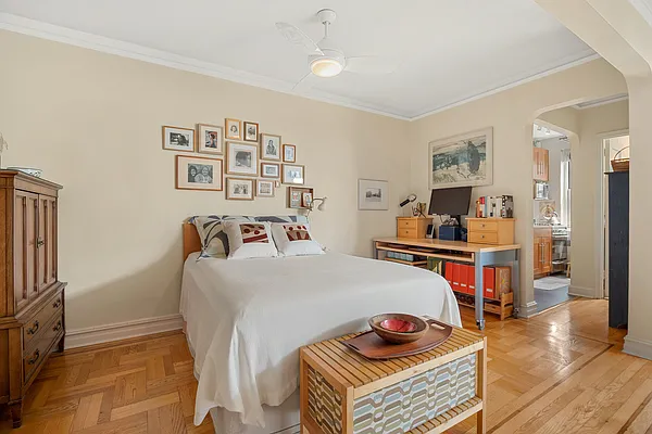 Sold by Compass | media 22