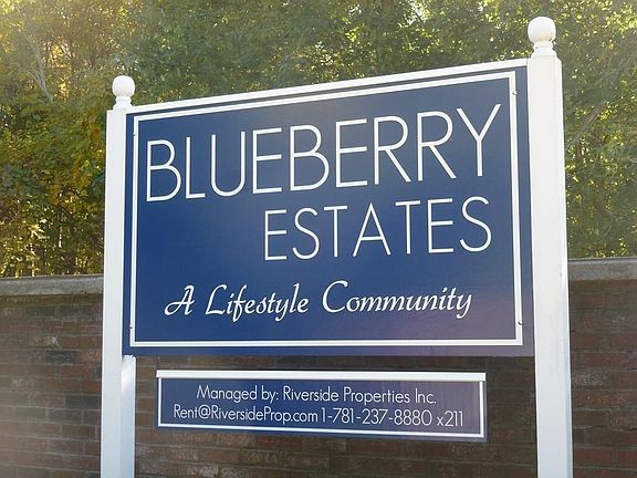 2nd image of 5 Blueberry Dr APT 2