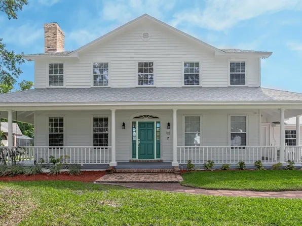 2123 Royal Oaks Dr, Rockledge, FL 32955