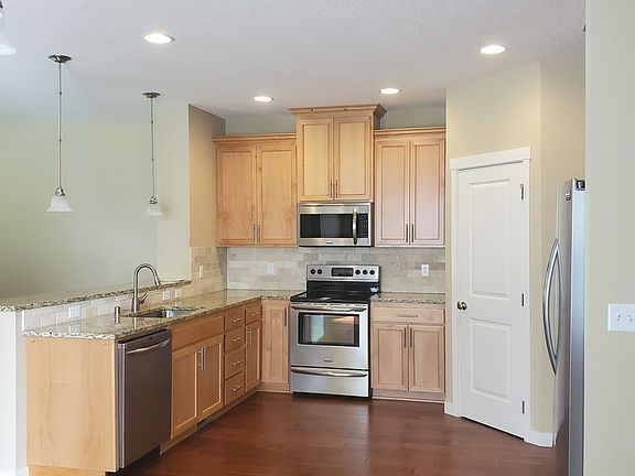 4th image of 3504 Hepburn St NE