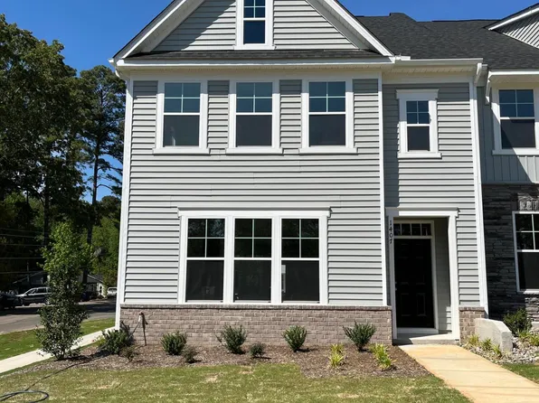 1407 Goldsboro Avenue, Sanford, NC 27330