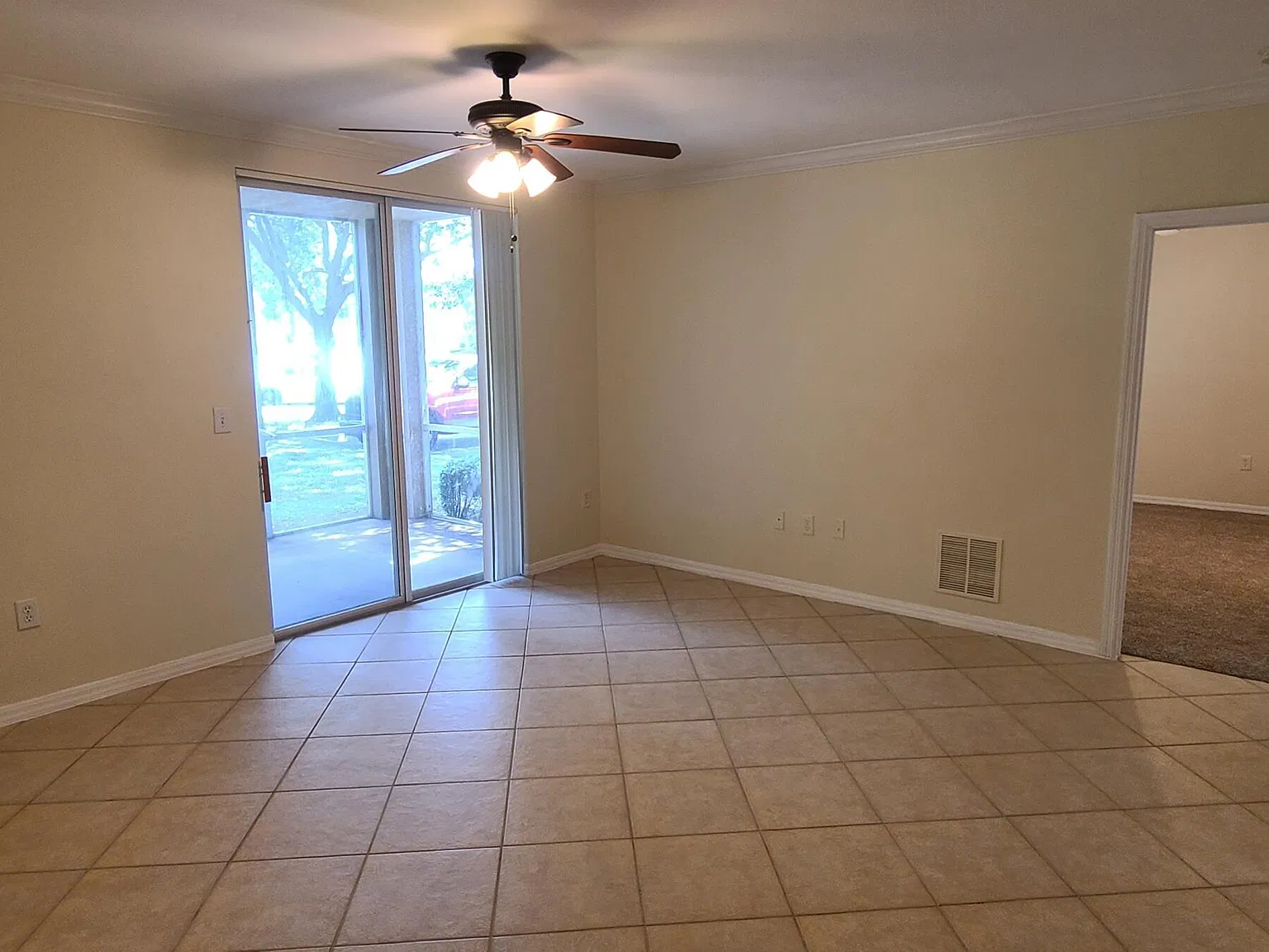 6426 Emerald Dunes Dr — Photo 3