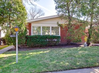 5251 Greenleaf St, Skokie, IL 60077