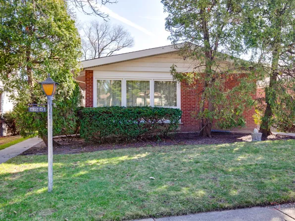 5251 Greenleaf St, Skokie, IL 60077