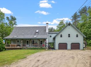 747 Straits Rd, New Hampton, NH 03256
