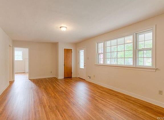 2nd image of 2808 Windsorview Dr
