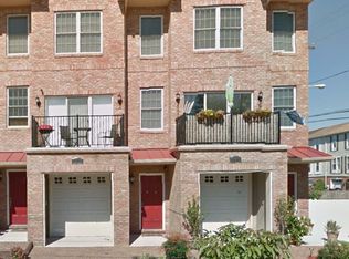 1323 N Claymont St, Wilmington, DE 19802