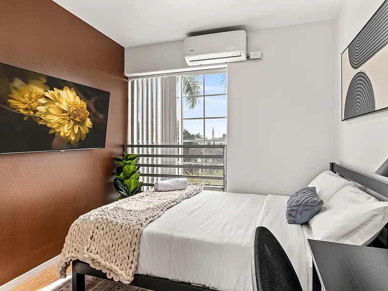 10777 Ashton — Photo 77
