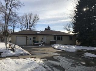 521 W Avenue C, Bismarck, ND 58501