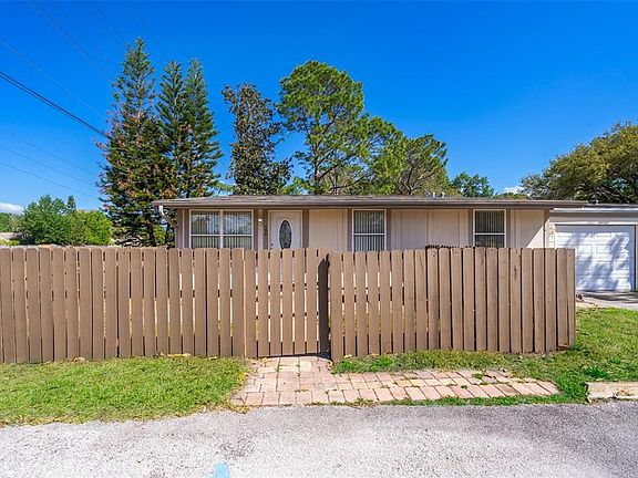 3rd image of 396 S Chaucer Ln