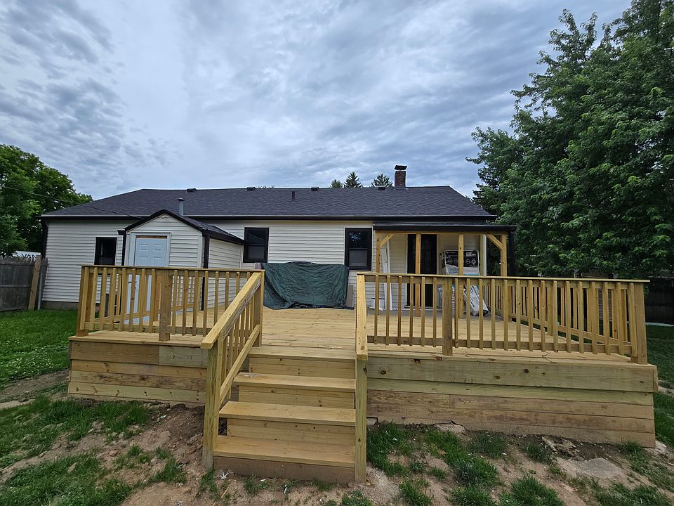 Brand new back deck