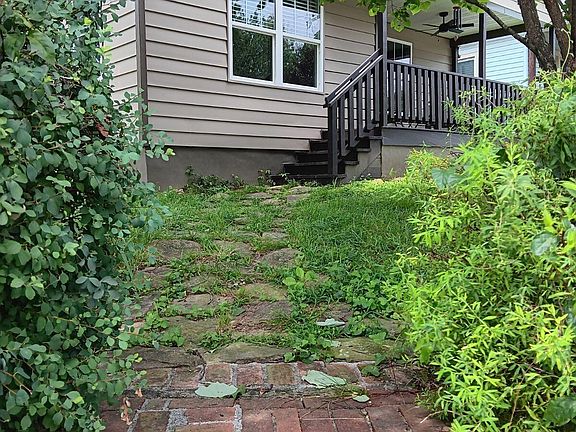 2nd image of 801 Spears Ave