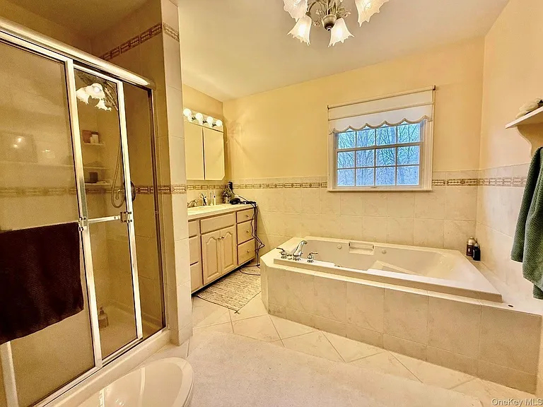 86 Krispin Ln #B — Photo 5