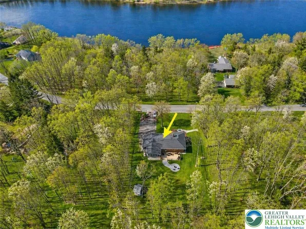 144 Highridge Rd, Albrightsville, PA 18210