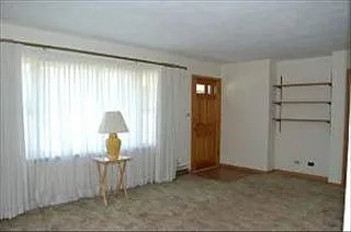 1700-02 Maple Ln photo 1