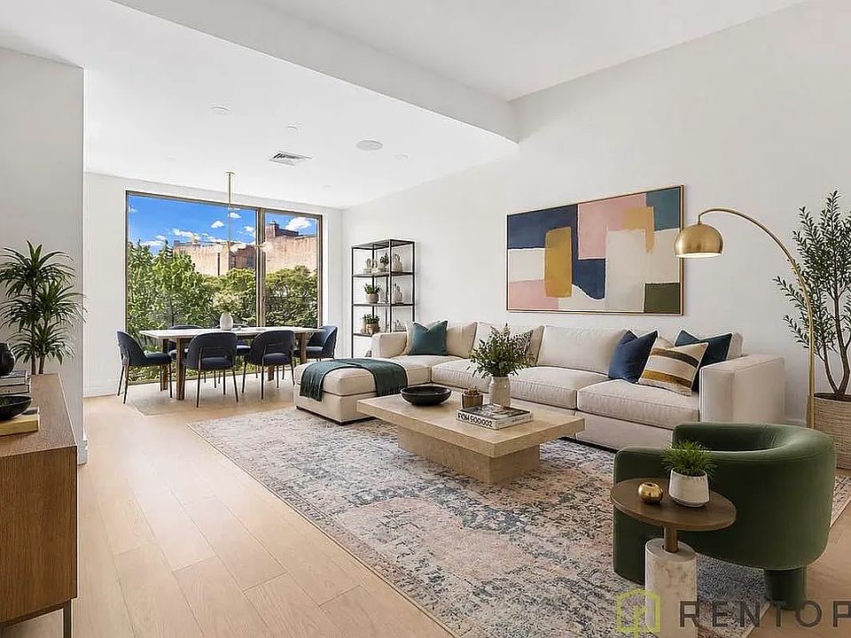 1st image of 960 Franklin Ave #269