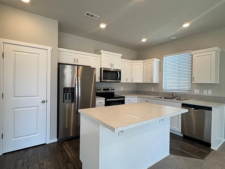 2963 Longhorn Loop — Photo 12