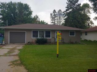 512 10th Ave SE, Waseca, MN 56093