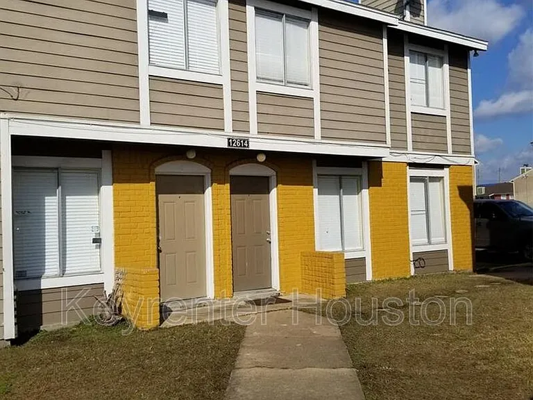 12607 Ashford Meadow Dr #B — Photo 1