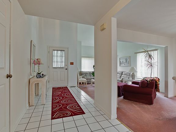2nd image of 123 Dartmoor Dr