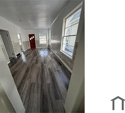 3 bed, 912 sqft, $1,300 — Photo 4