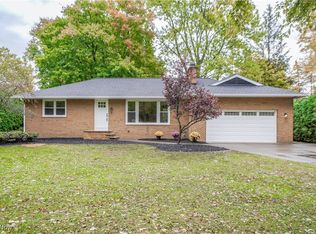 7731 McCreary Rd, Seven Hills, OH 44131