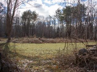 42 Cross Rd, Westbrook, CT 06498