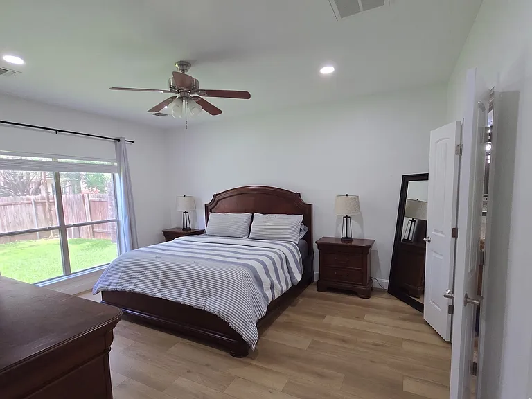 2729 Mirasol Loop — Photo 10