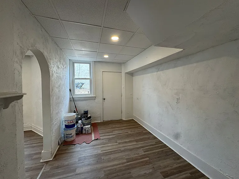 211 Reifert St — Photo 16