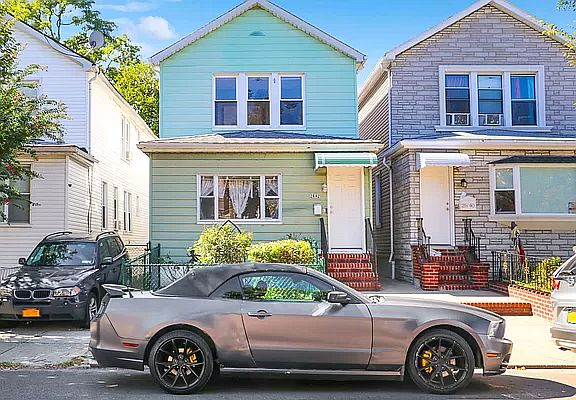 2nd image of 2642 93rd St