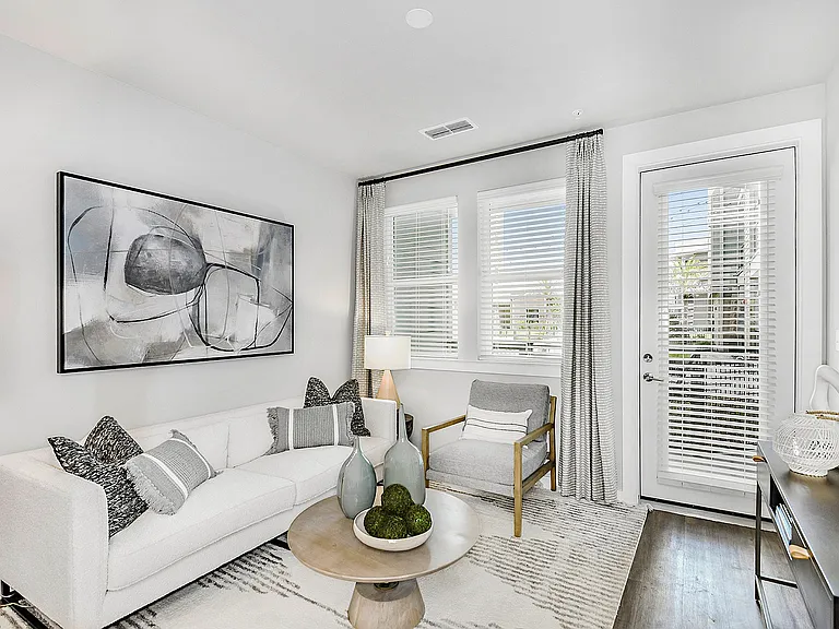 Residences at SweetBay — Photo 43