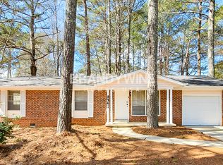 8961 Dorsey Rd, Riverdale, GA 30274