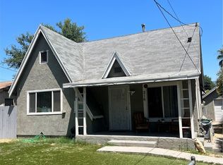 216 E 11th St, San Bernardino, CA 92410