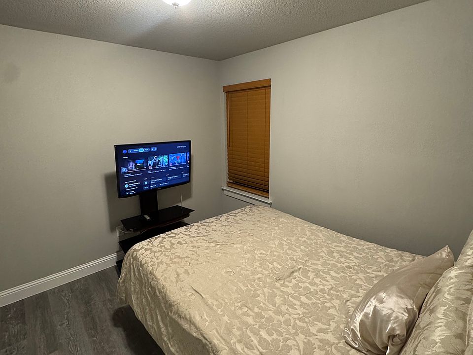 1st image of 3153 Stag Rd