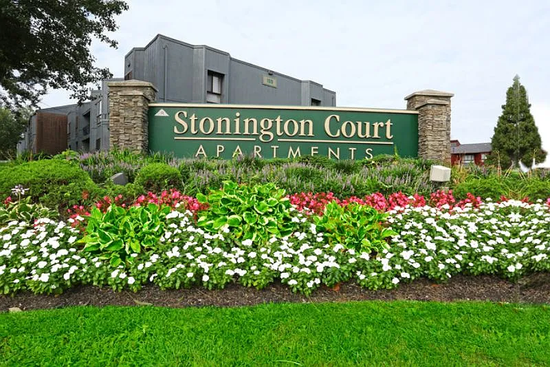 Stonington Court Apartments