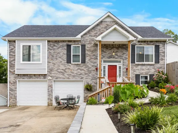 2049 Windmeade Dr, Clarksville, TN 37042