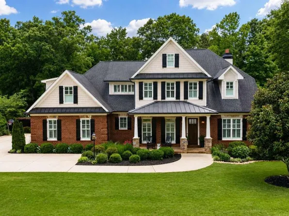 1774 Gentry Ln, Statham, GA 30666