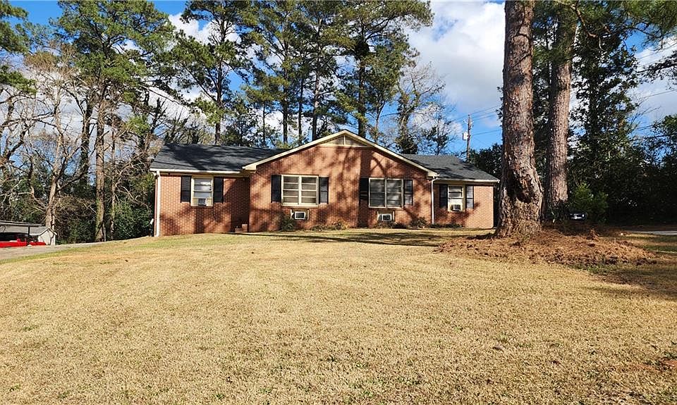 1st image of 427 General Winship Dr