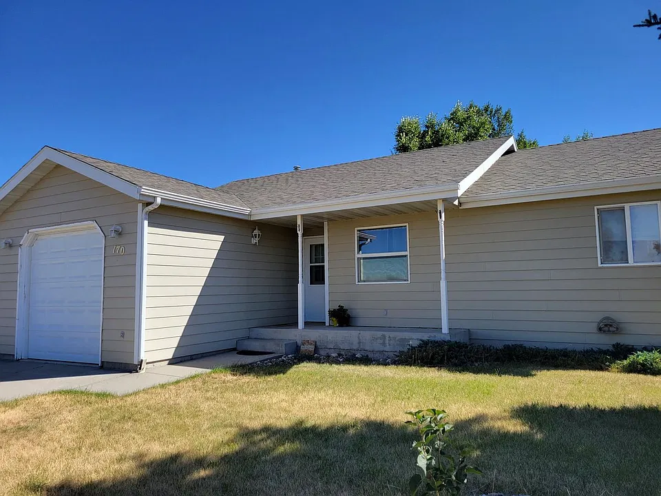 170 Latigo Dr