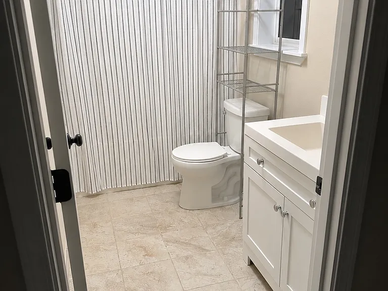 440 S 8th Ave — Photo 5
