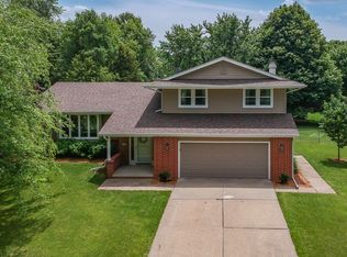 4408 Aspen Dr, West Des Moines, IA 50265