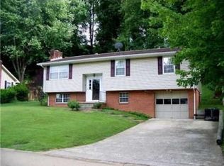 1156 Emerald Rd, Charleston, WV 25314