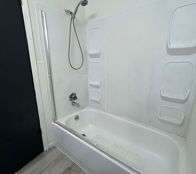 2nd image of 506 N 14th St #6