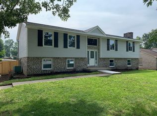 98 Briarwood Rd, Versailles, KY 40383