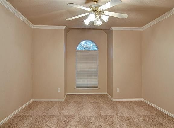 4th image of 612 Ashbrook Ct