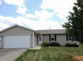 606 Winfield Dr, South Beloit, IL 61080