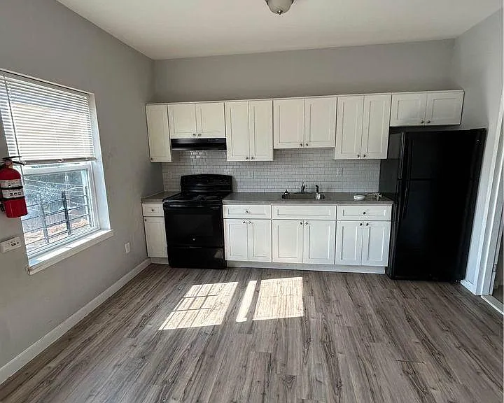 146 Hamilton Ave #401 — Photo 4