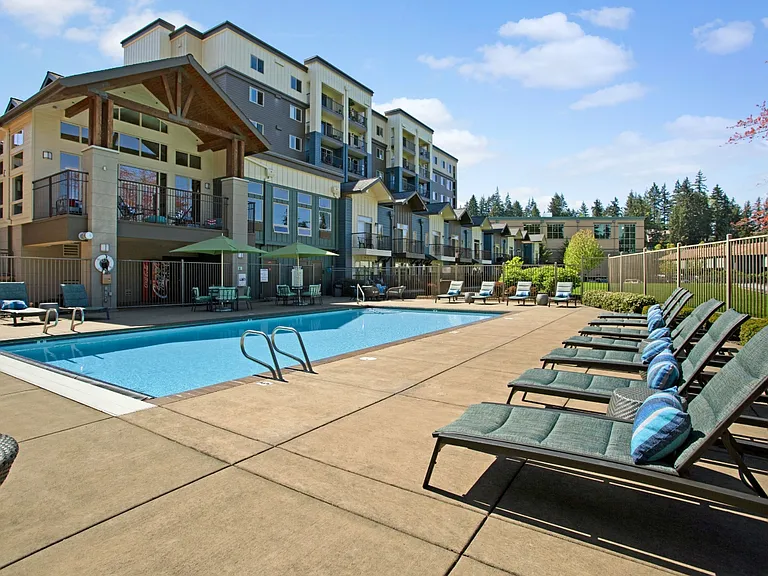 Echo Lake Apartments — Photo 16