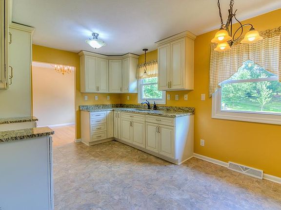 4th image of 508 Inverlane Dr