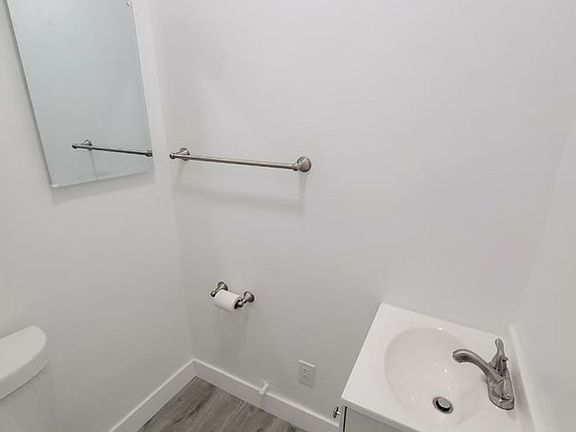3rd image of 1842-1844 Workman St #1842-6
